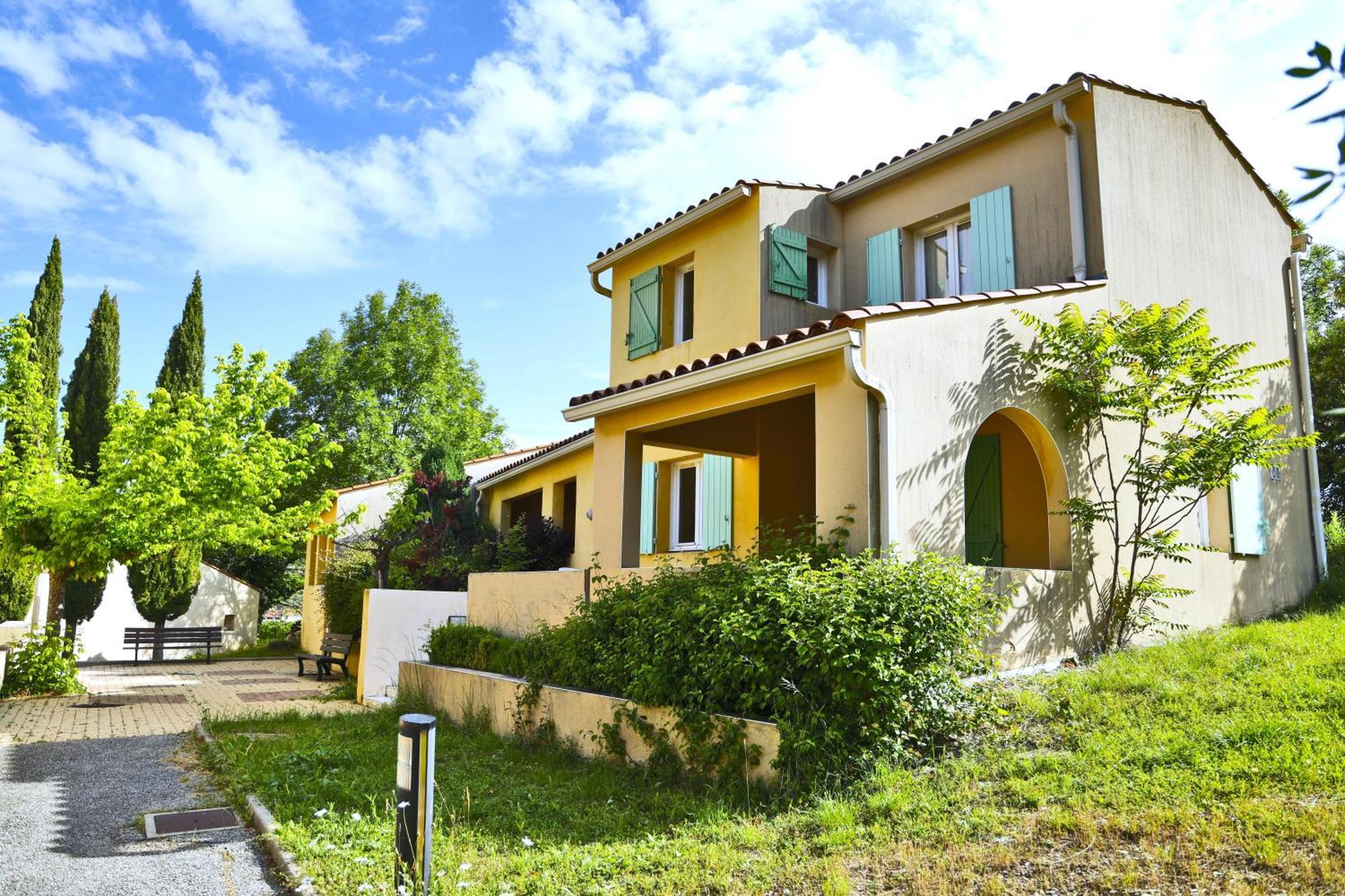 Vacances Leo Lagrange - Le Village Des Lavandes Montbrun-les-Bains Exterior photo